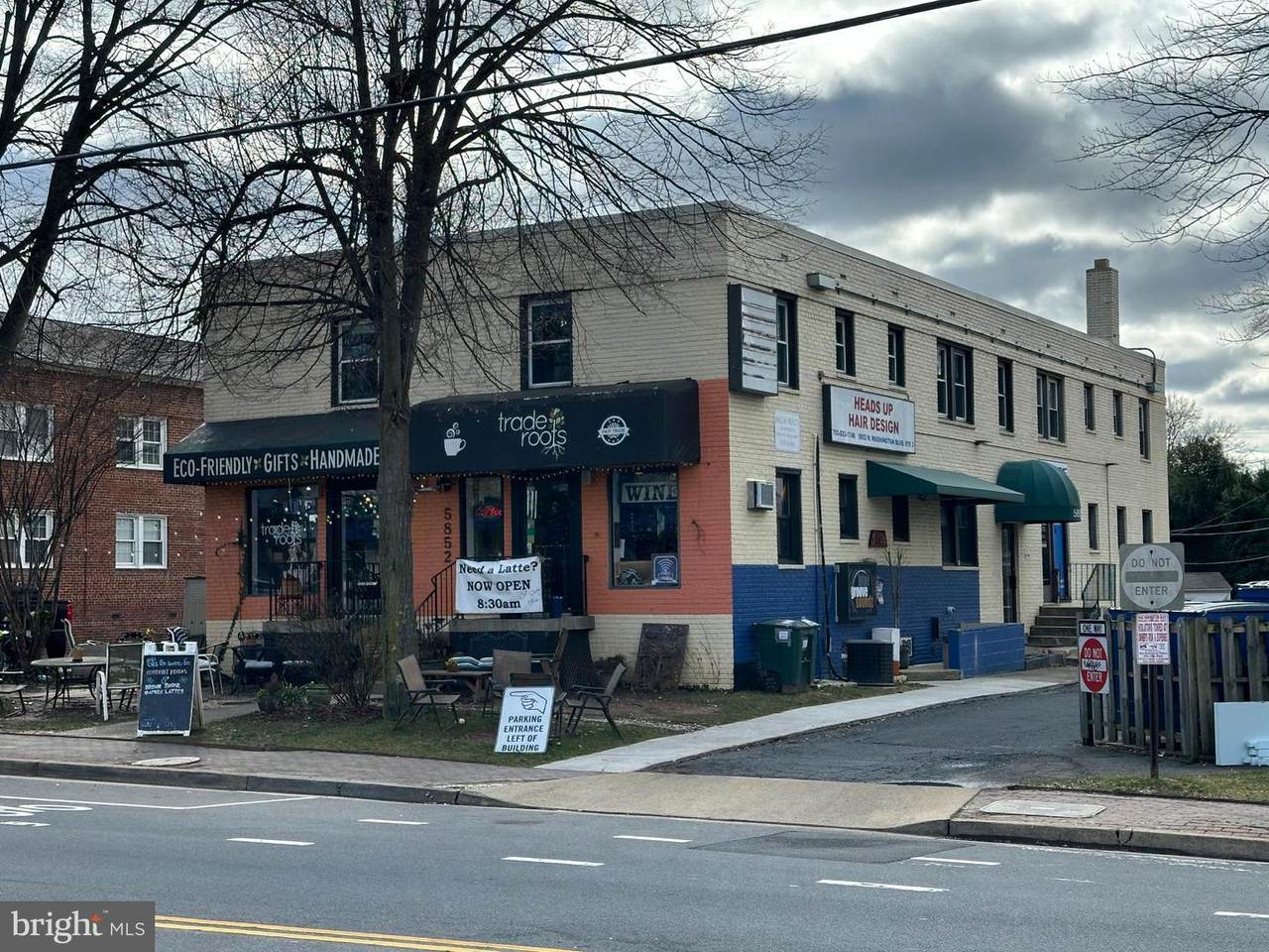 5852 Washington Boulevard - Photo 1