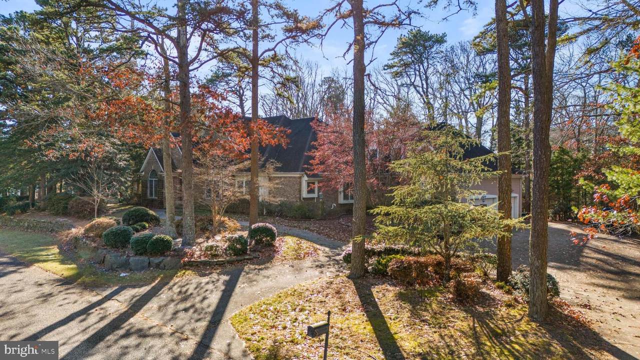 632 E Lost Pine Wway Road - Photo 1