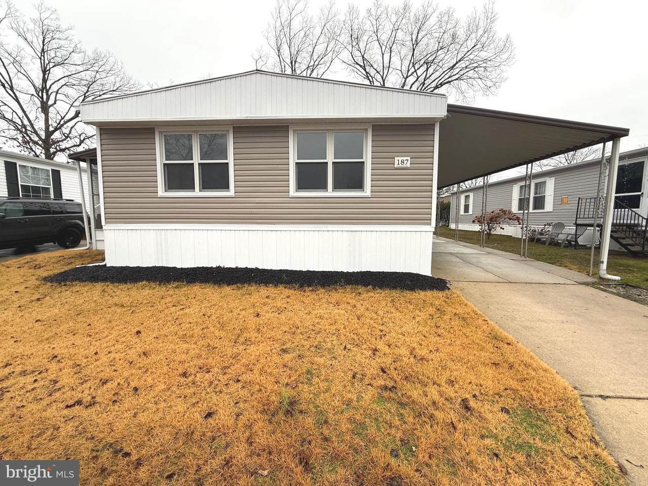 187 Rita Place - Photo 1