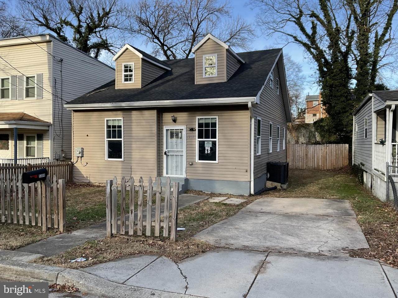 5308 Cumberland Street - Photo 1