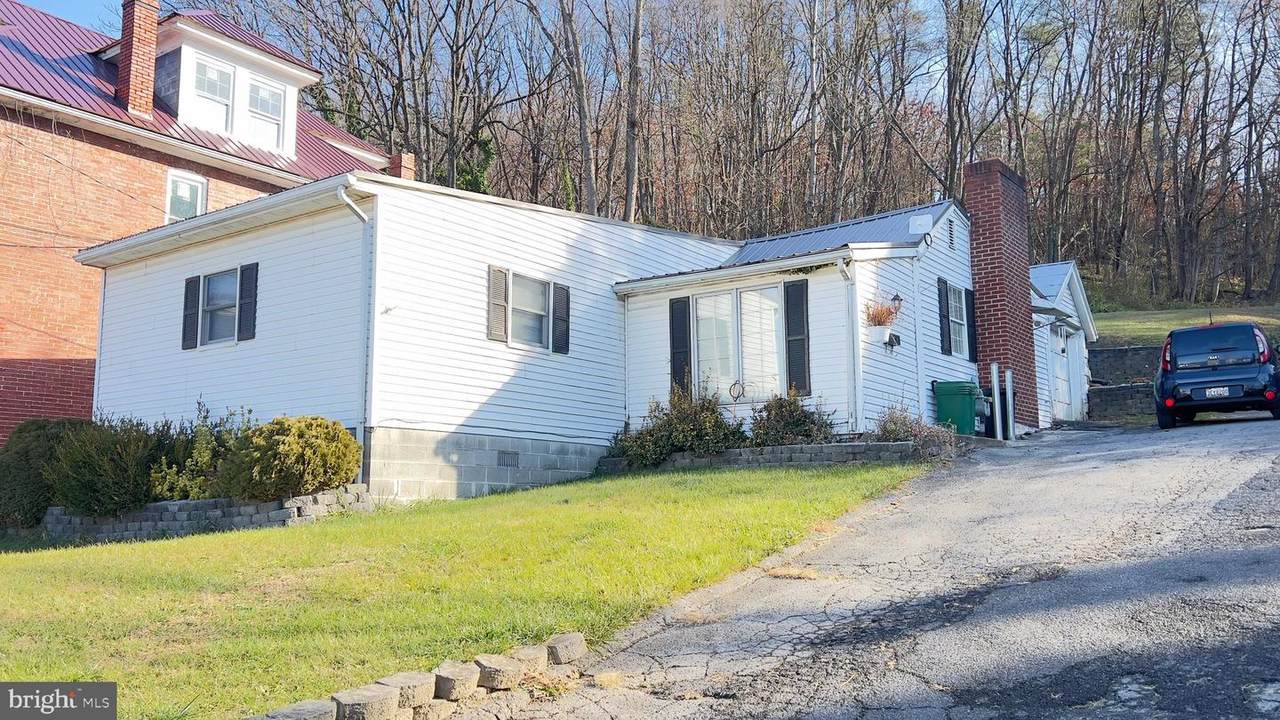 880 Maryland Avenue - Photo 1