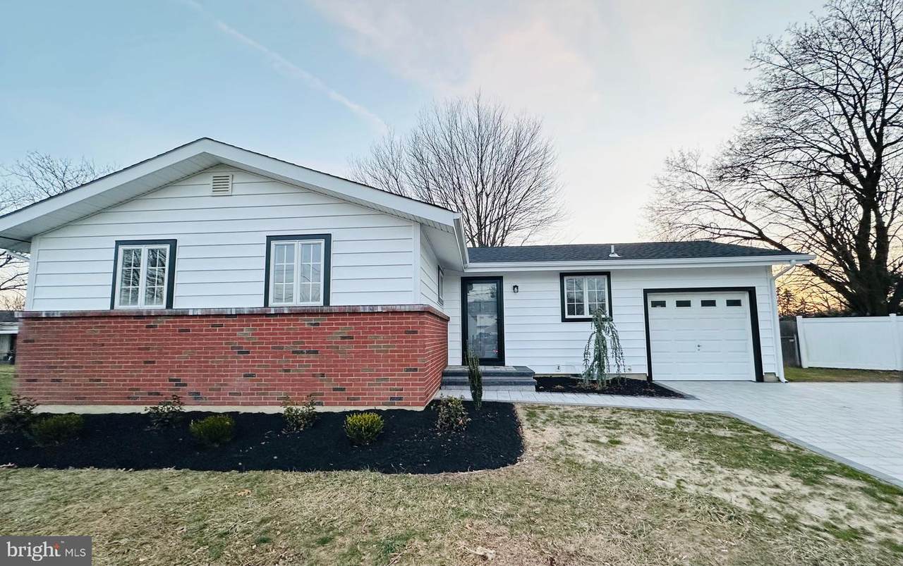 21 Rolling Lane - Photo 1