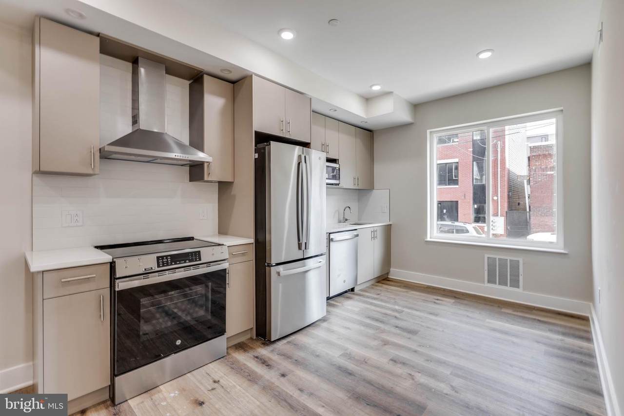 1434 Parrish Street - Photo 1