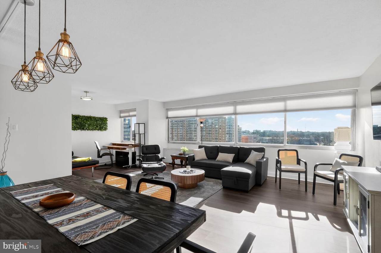 4515 Willard Avenue - Photo 1