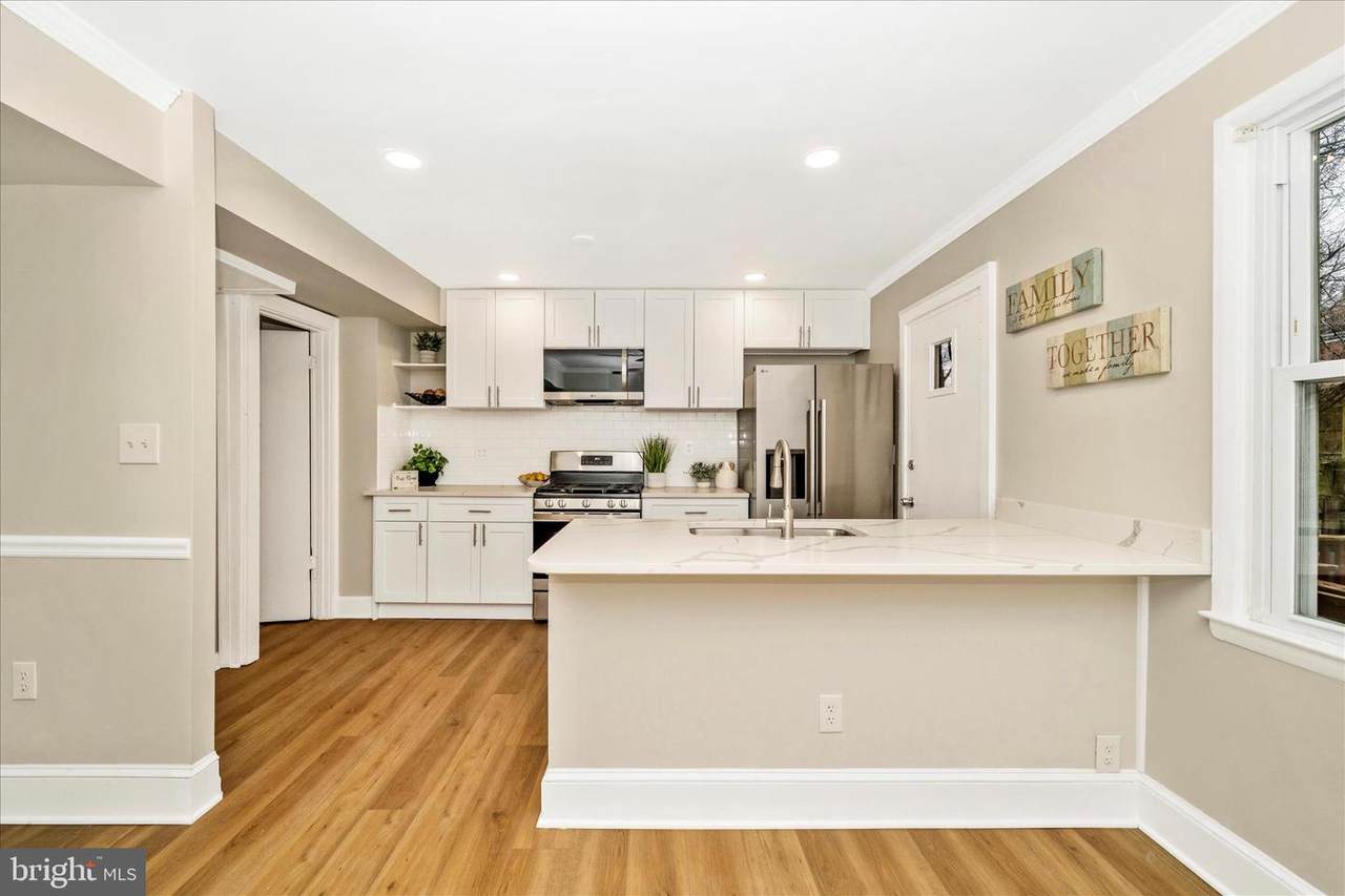 8491 Imperial Drive - Photo 1