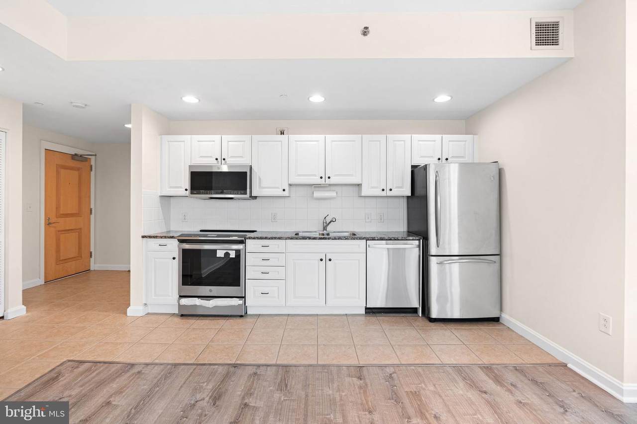 901 Penn Street - Photo 1