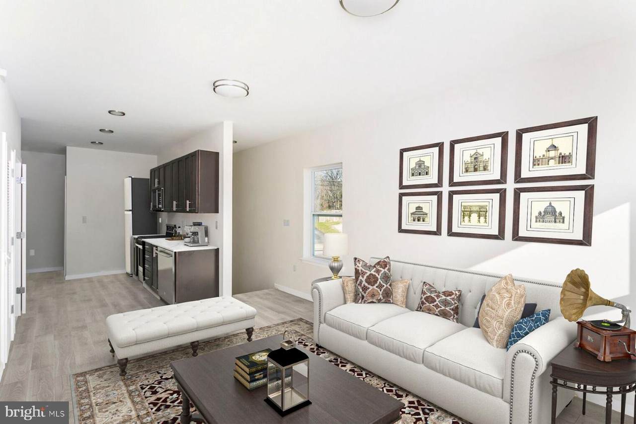 5908 Arizona Avenue - Photo 1