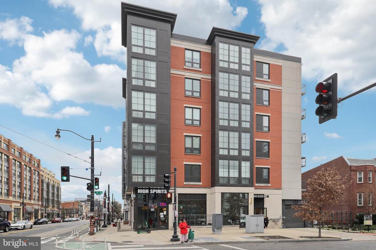 301 H Street - Photo 1