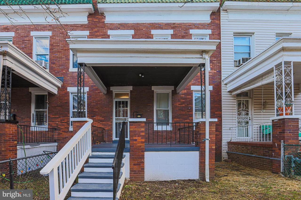 743 Linnard Street - Photo 1