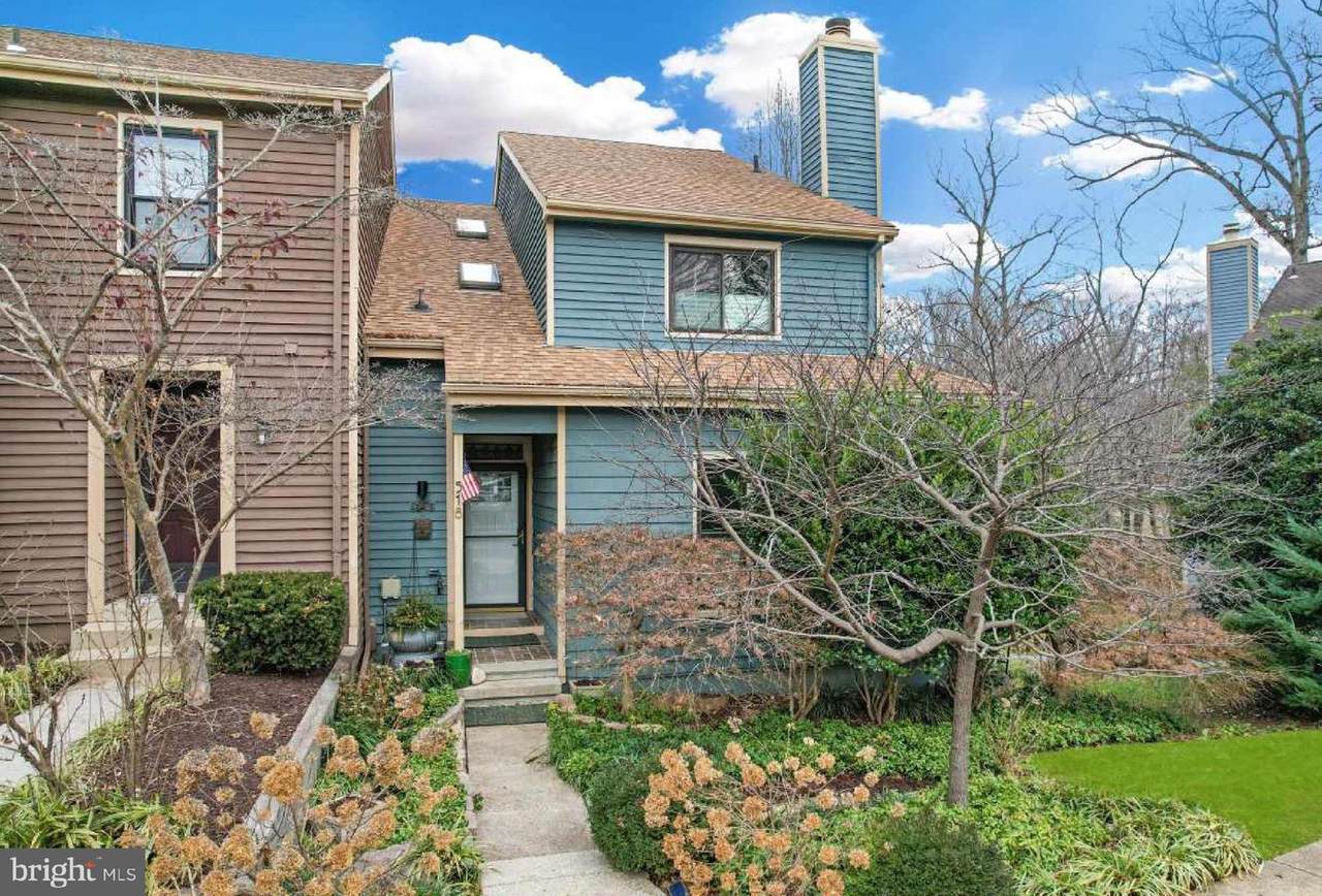 518 Fawns Walk - Photo 1