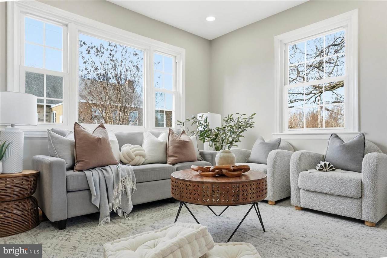 2900 Florida Avenue - Photo 1