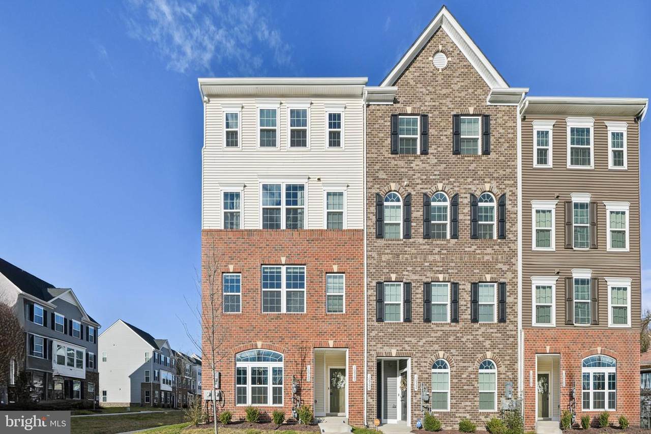 10960 Presidential Parkway - Photo 1