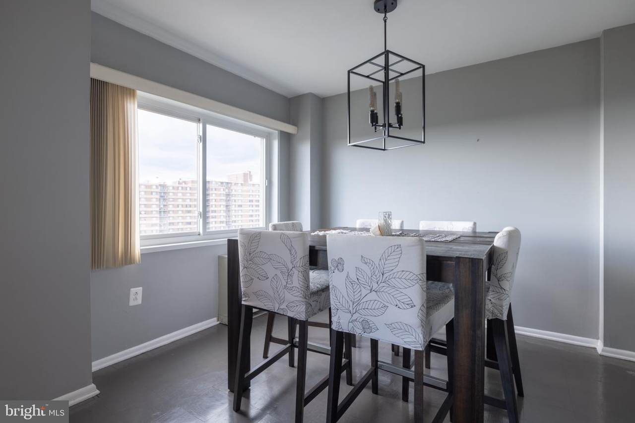 1111 University Boulevard - Photo 1