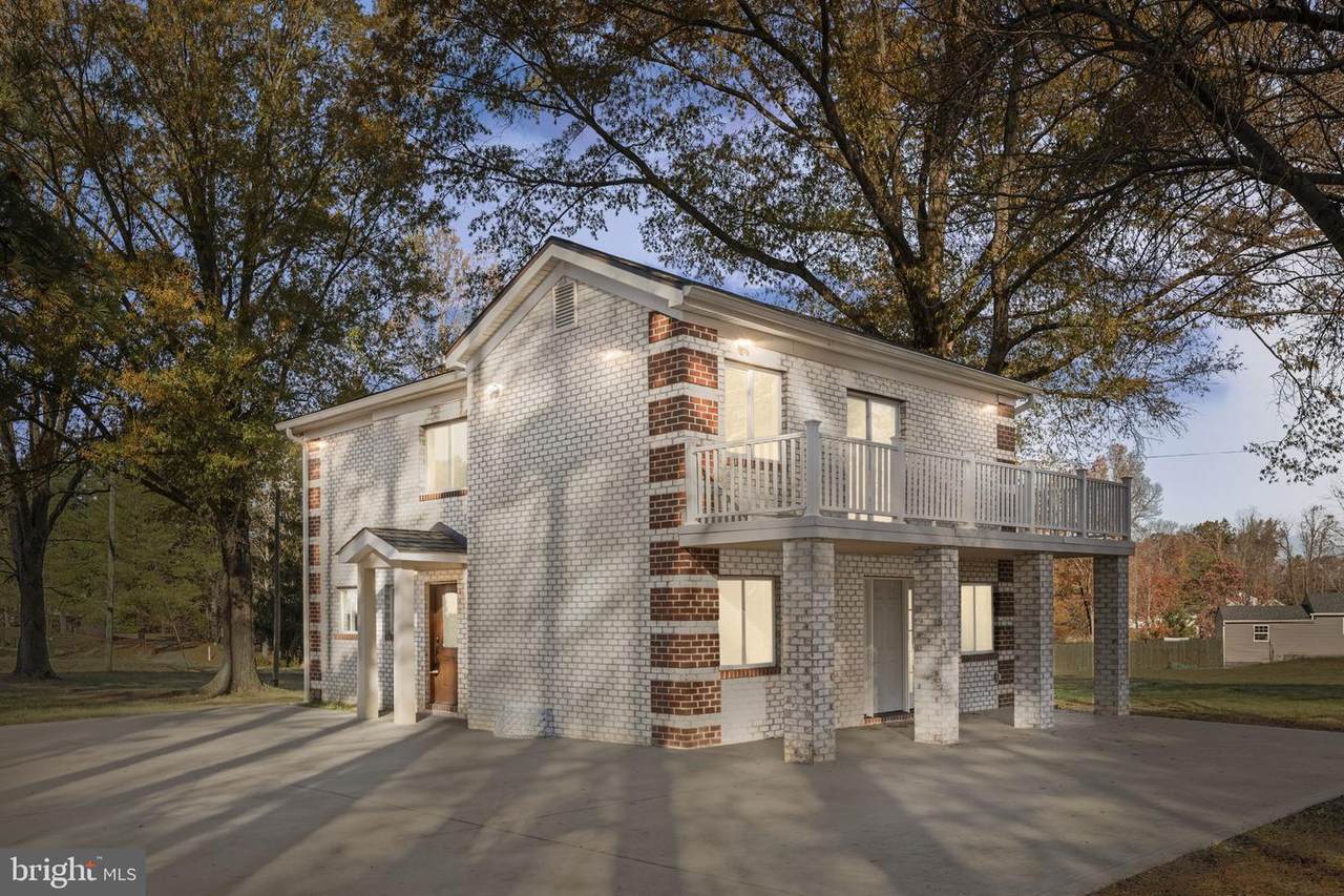 44 Ravenwood Drive - Photo 1