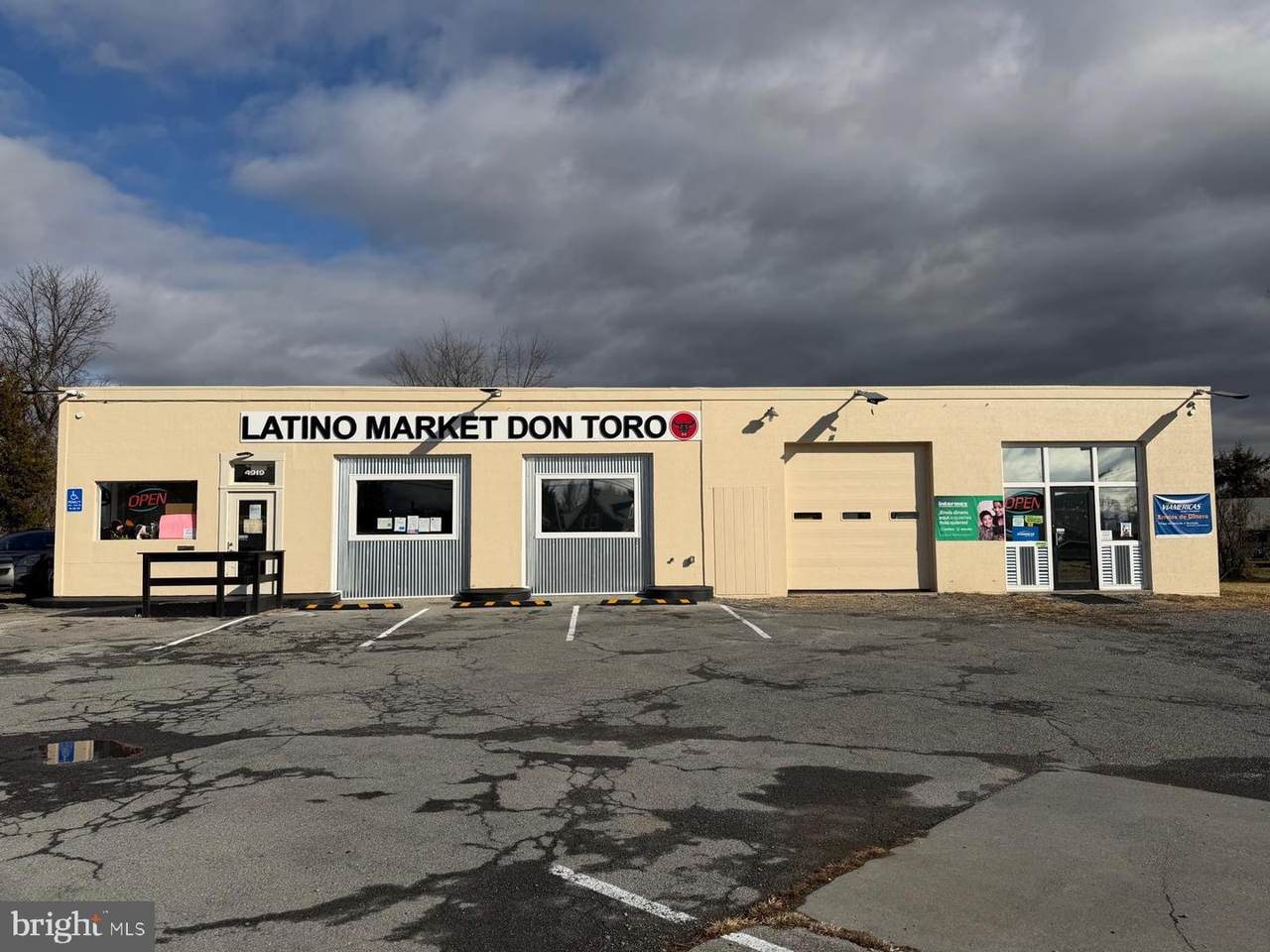 4919 Valley Pike - Photo 1