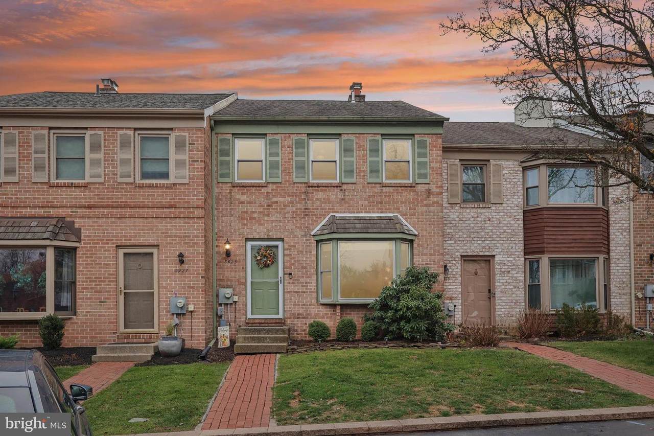 3925 Gatehouse Lane - Photo 1