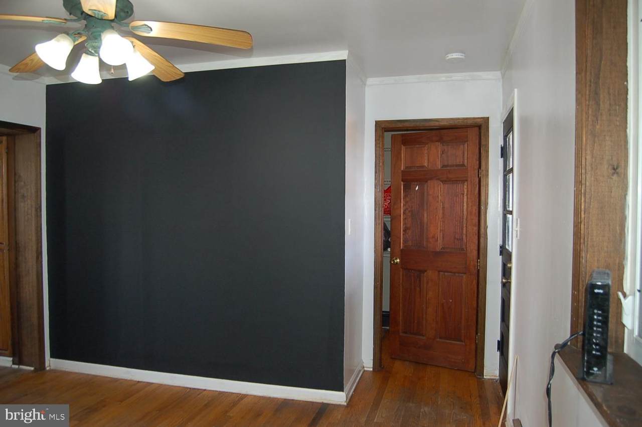 https://bt-photos.global.ssl.fastly.net/brightmls/1280_boomver_1_804403497376-2.jpg