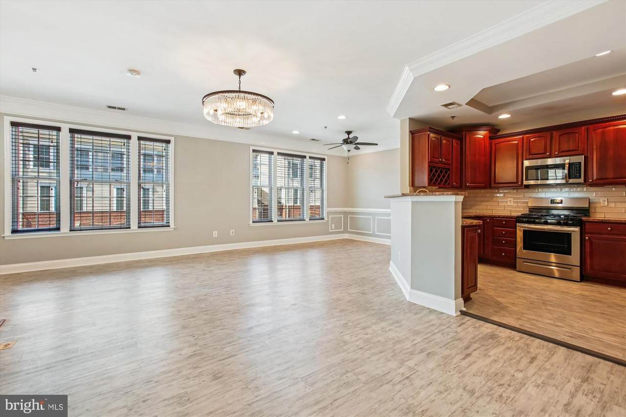 7141 Huntley Creek Place - Photo 1