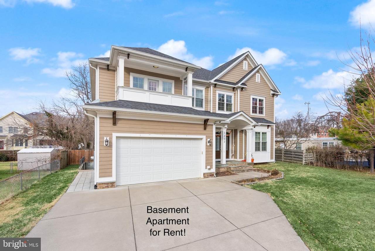 7202 Pine Drive - Photo 1