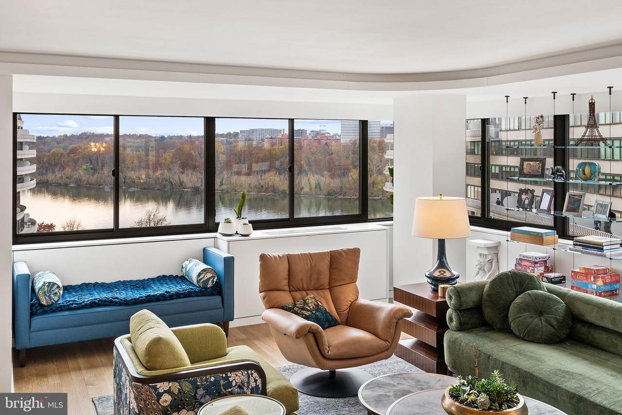 2510 Virginia Avenue - Photo 1