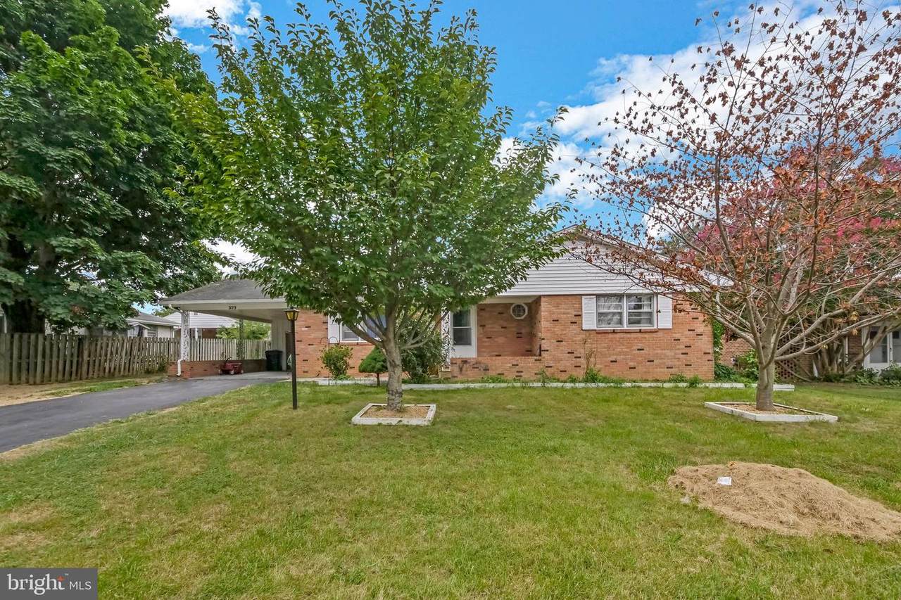 323 Russelcroft Road - Photo 1