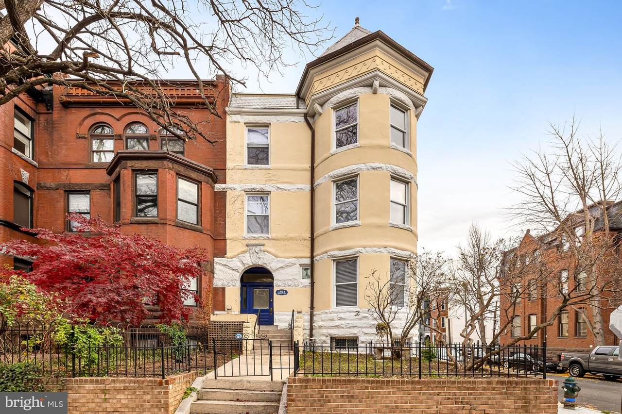 1821 19TH Street - Photo 1