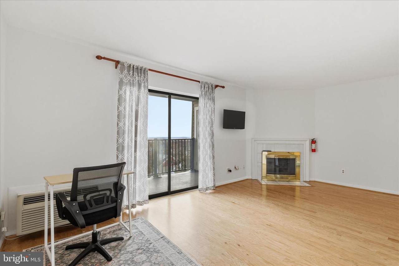 3217 Wisconsin Avenue - Photo 1