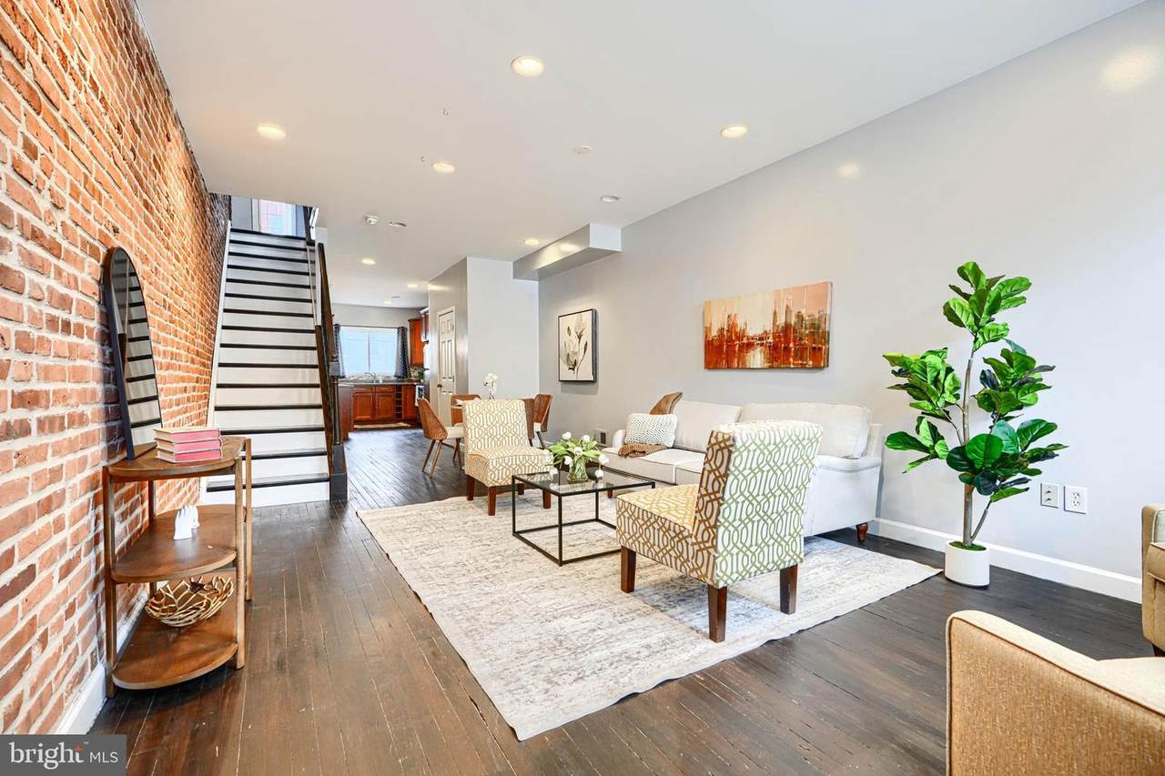 112 East Avenue - Photo 1