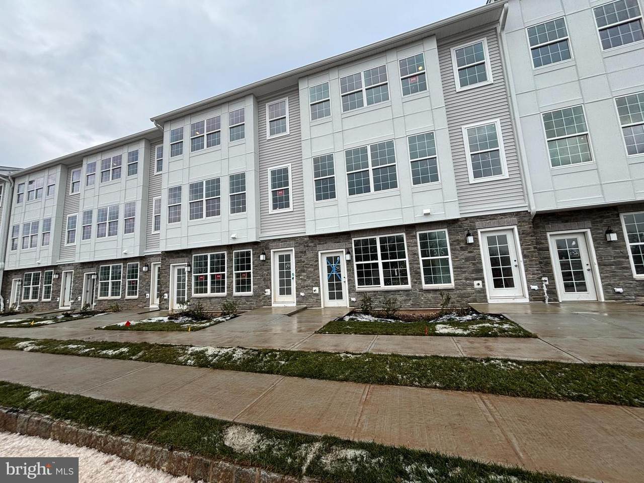  Leona Stewart Lane - Photo 1