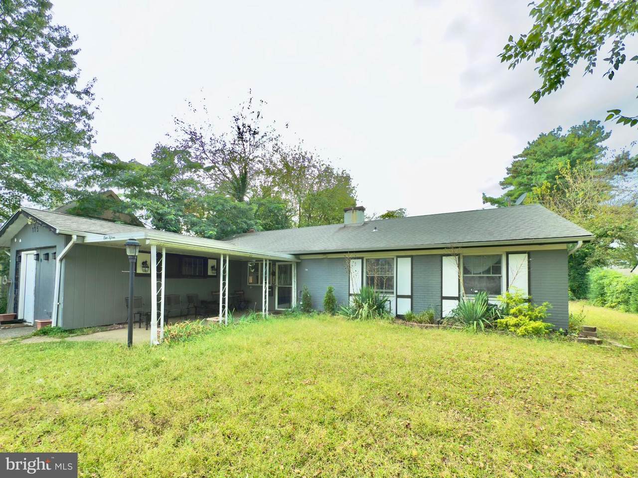 115 Sheffield Drive - Photo 1