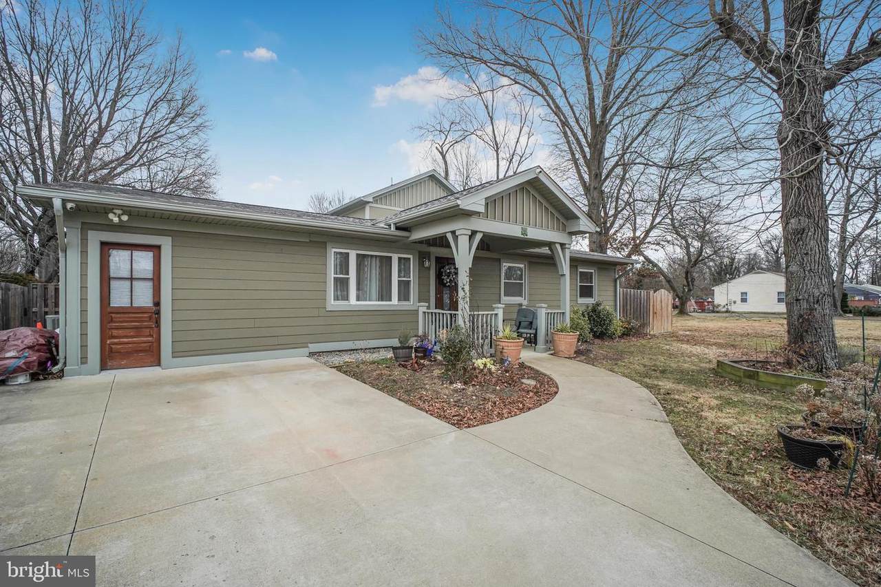 8227 Frye Road - Photo 1