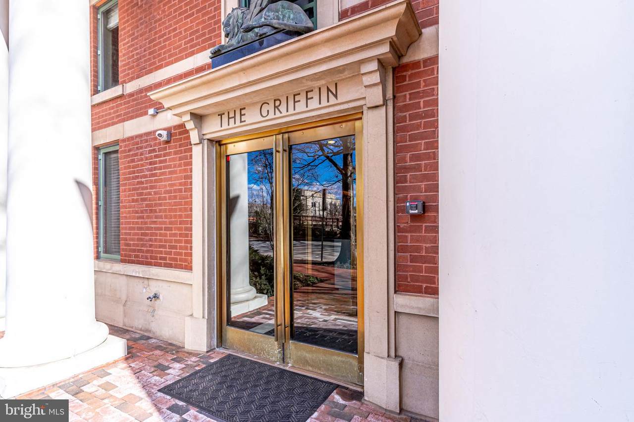 955-26TH 26TH Street - Photo 1