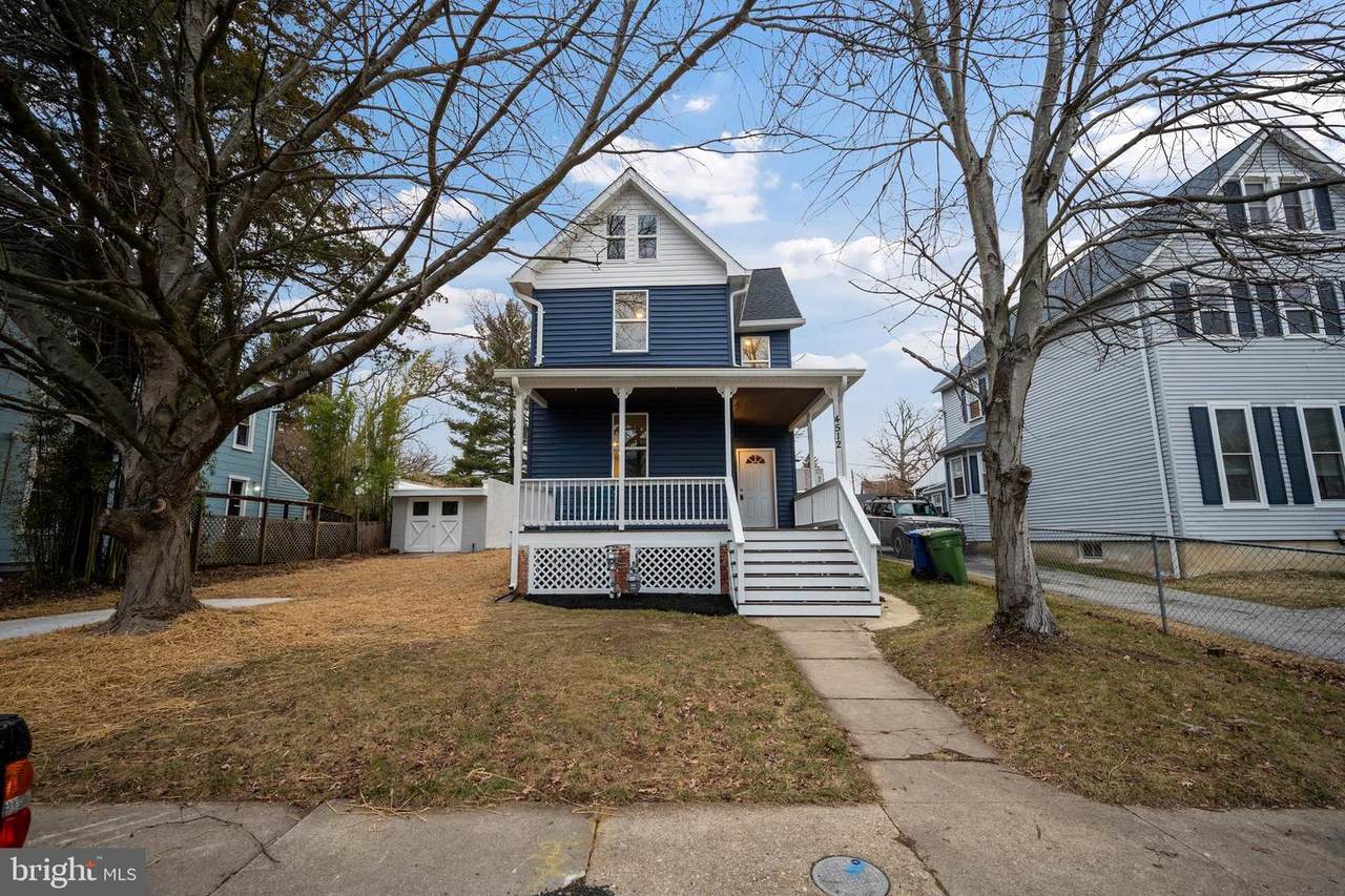 4512 Weitzel Avenue - Photo 1