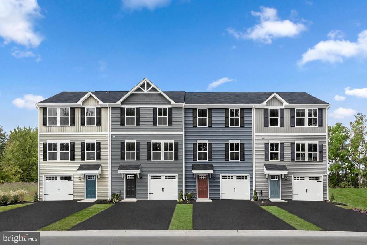 112 Hamilton Lane - Photo 1