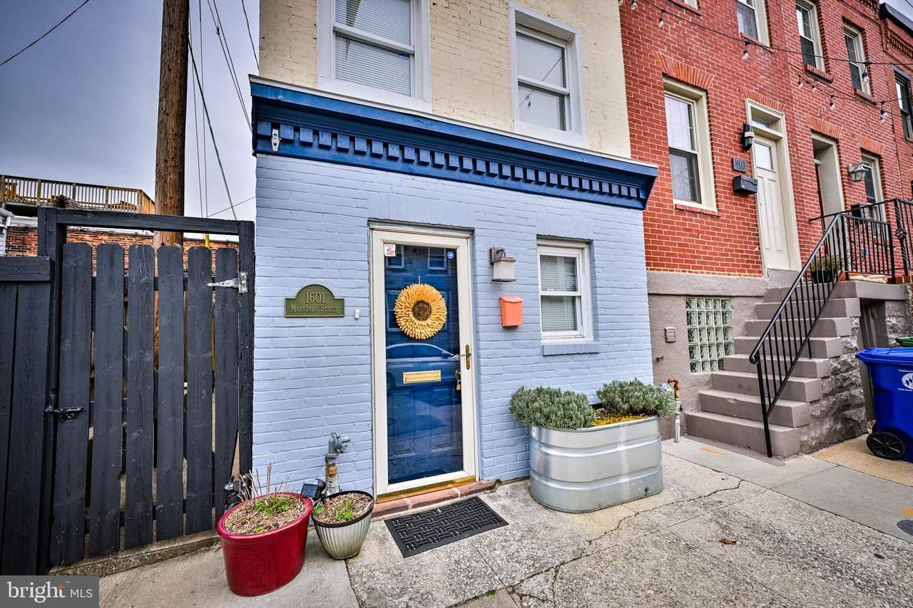 1601 Marshall Street - Photo 1