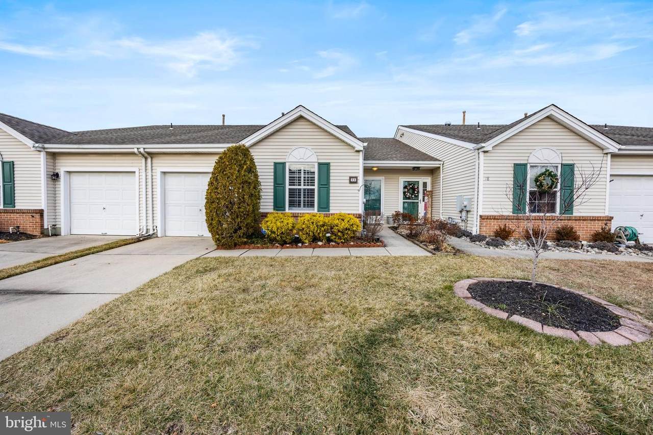 20 Raleigh Drive - Photo 1