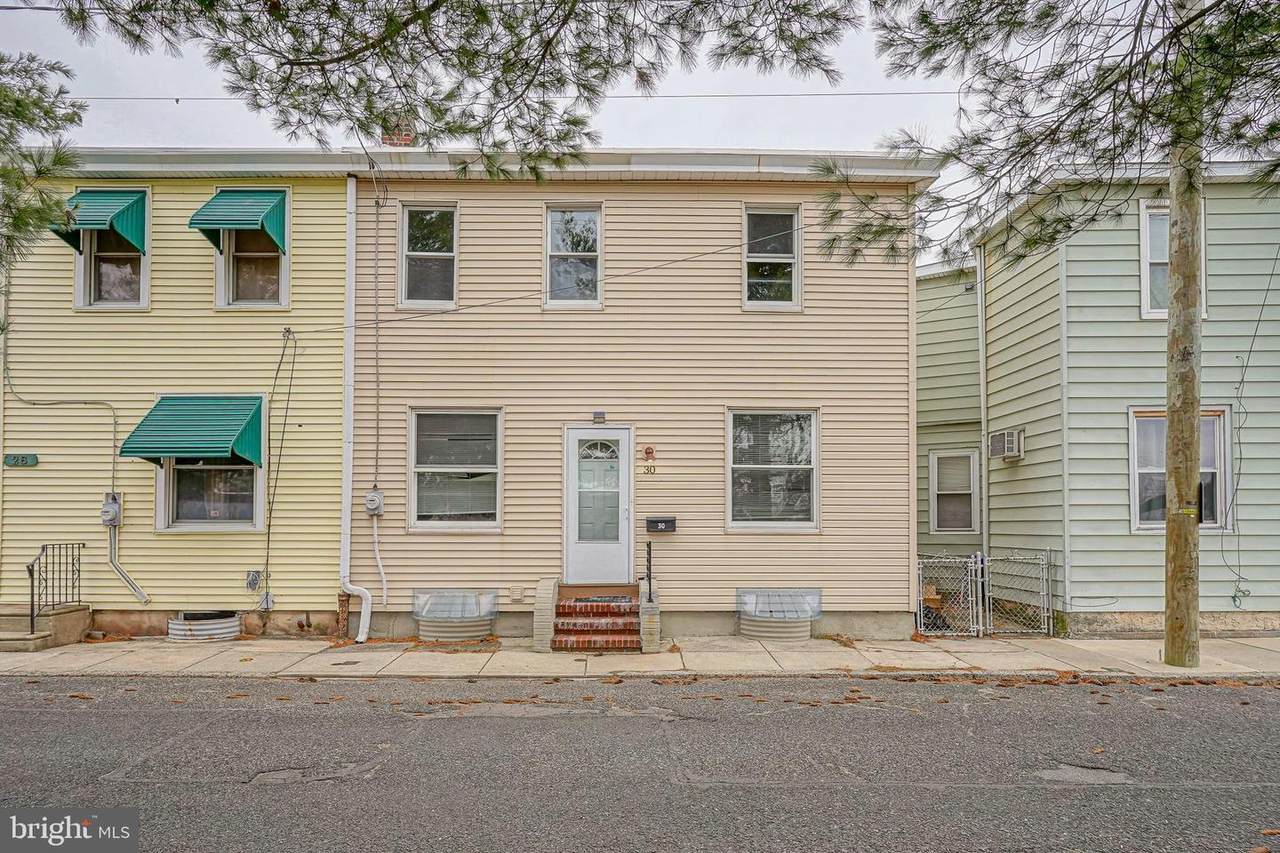 30 Railroad Avenue - Photo 1