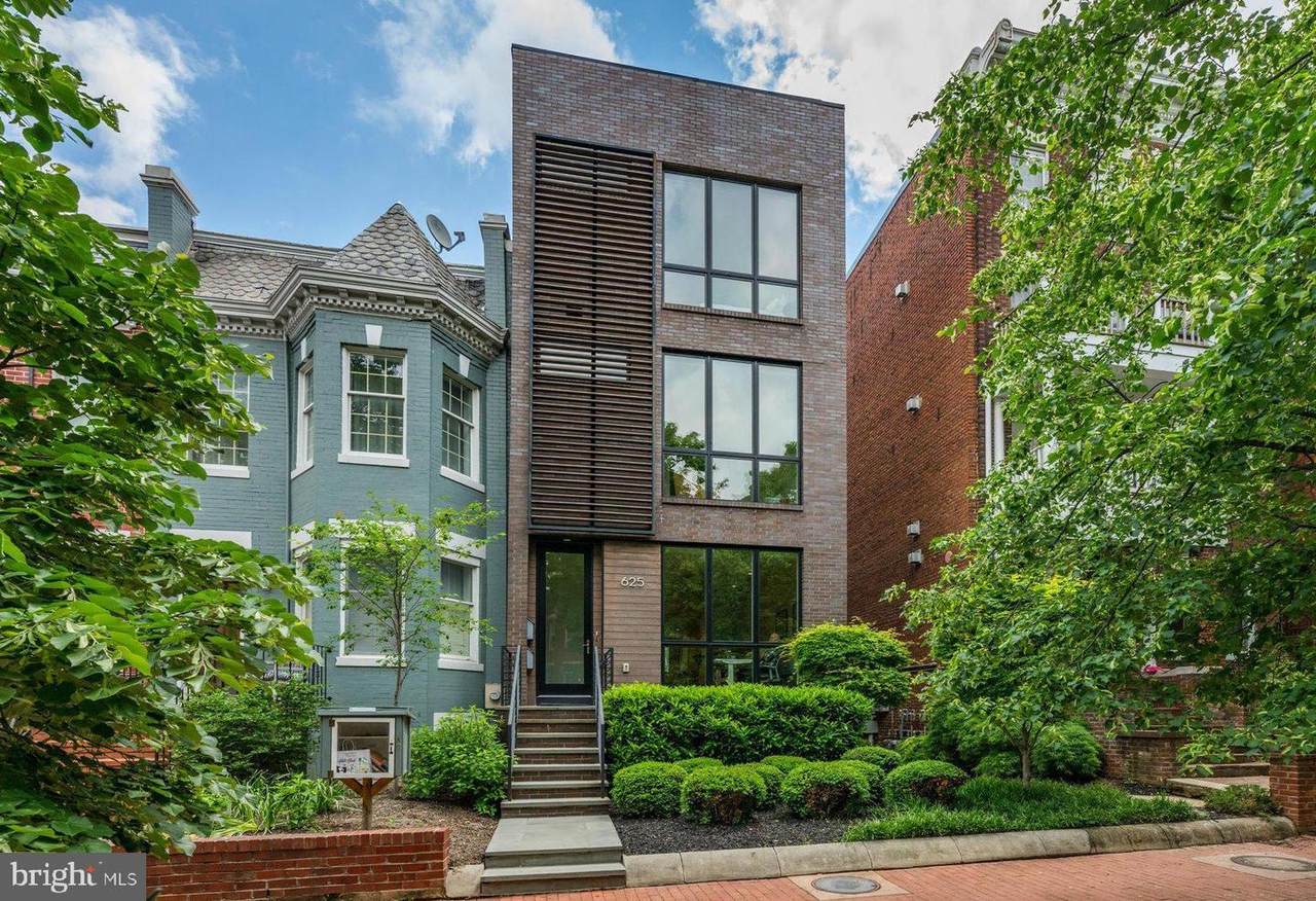 625 5TH Street - Photo 1