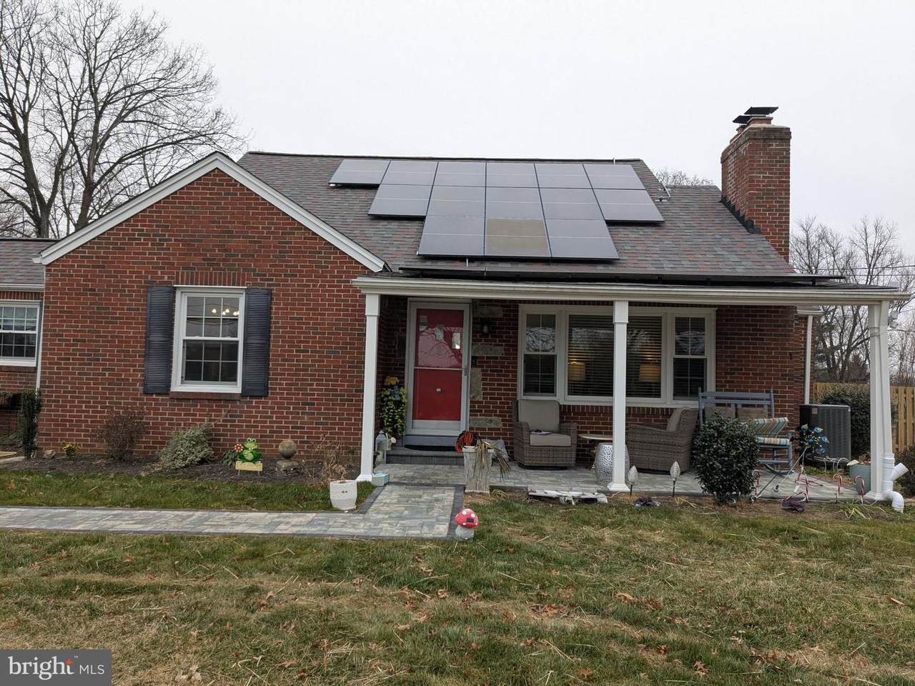 7012 Warfield Road - Photo 1