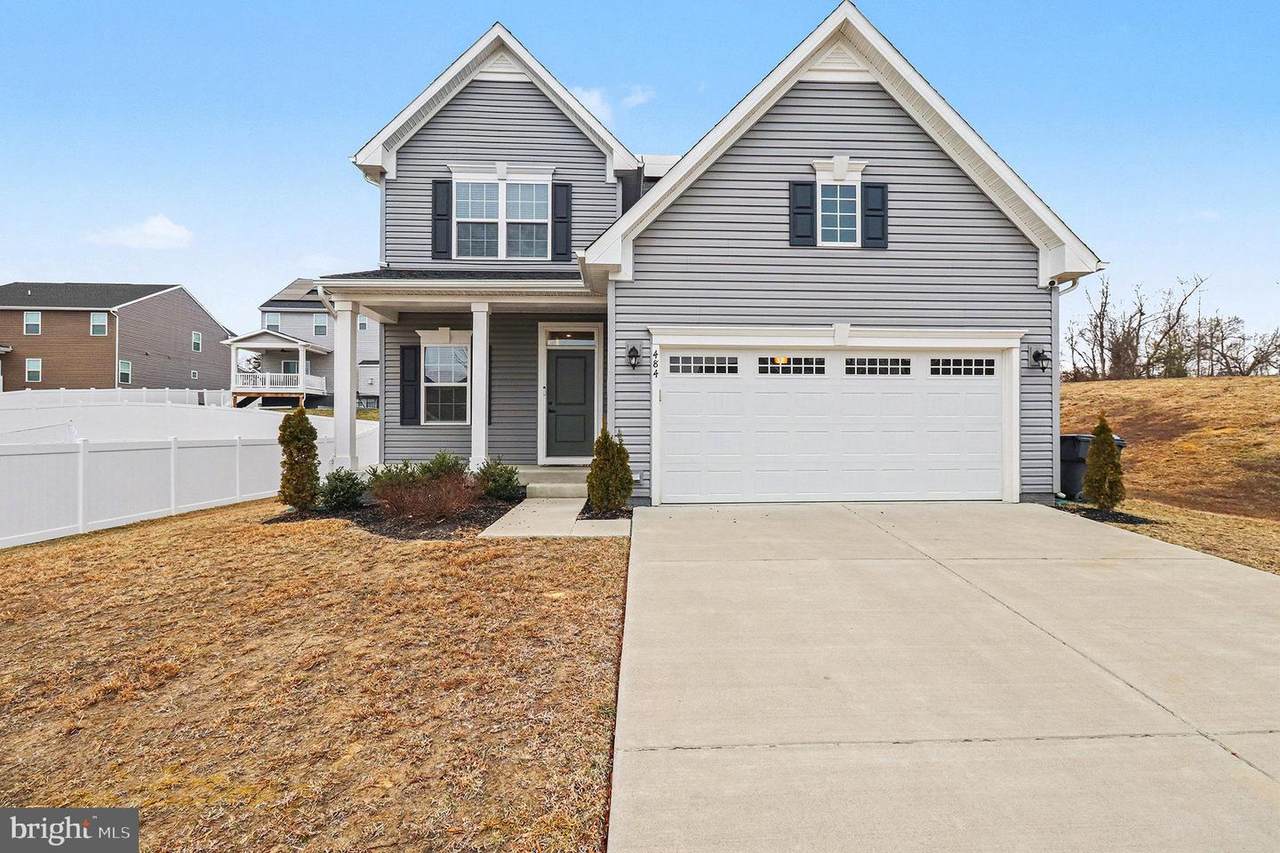 484 Bridgepoint Drive - Photo 1