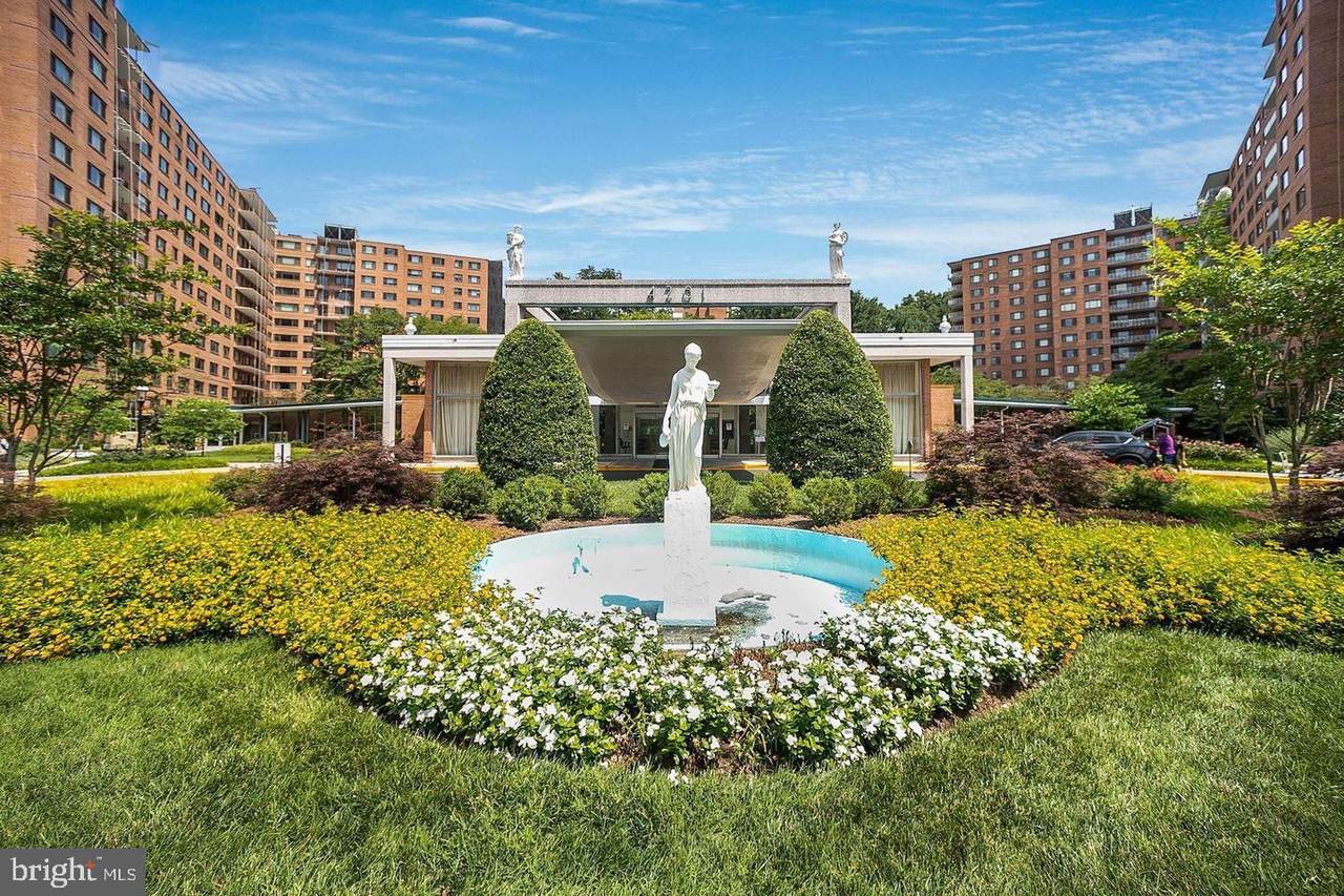 4201 Cathedral Avenue - Photo 1