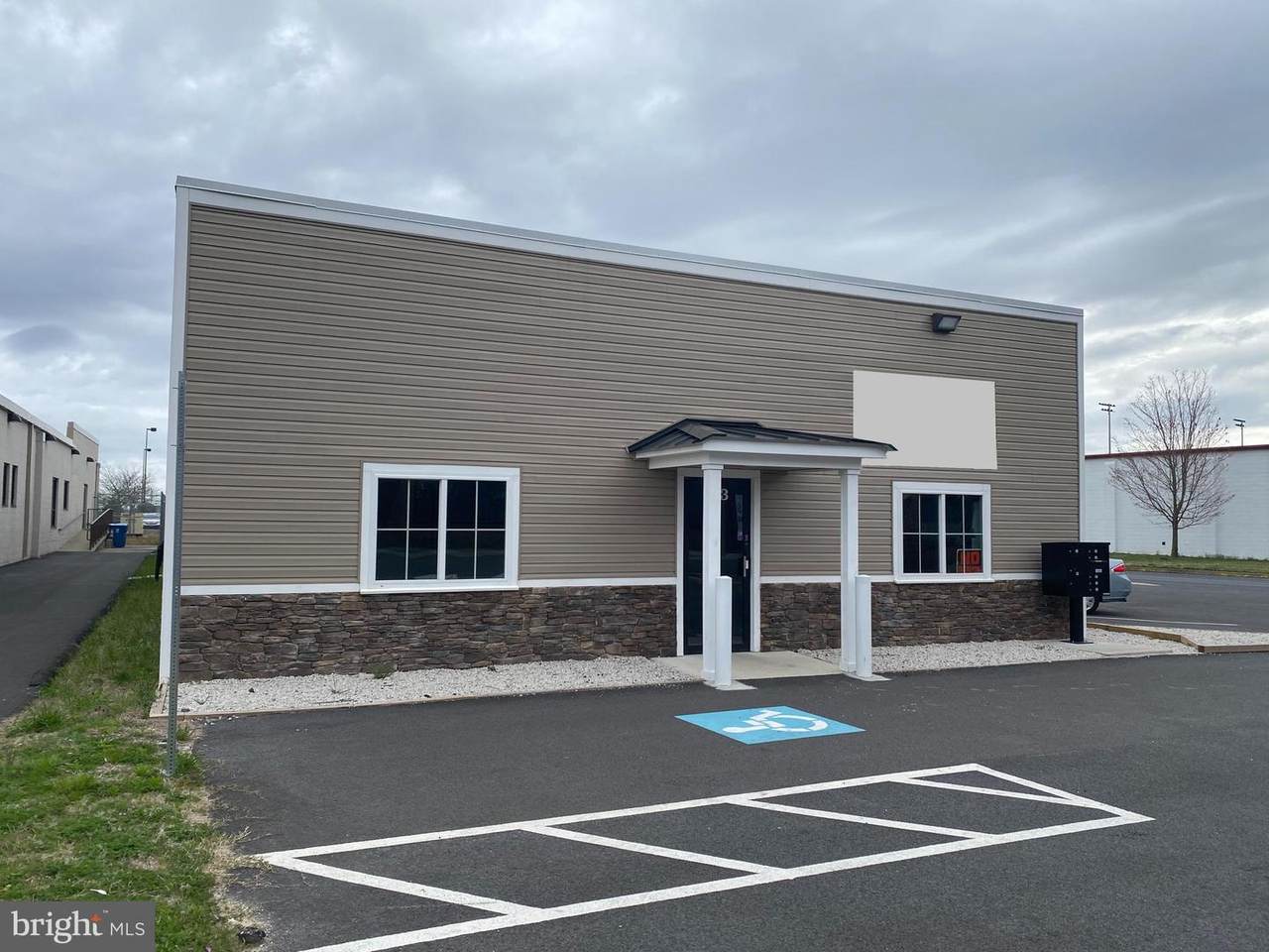 123 Bateman Street - Photo 1