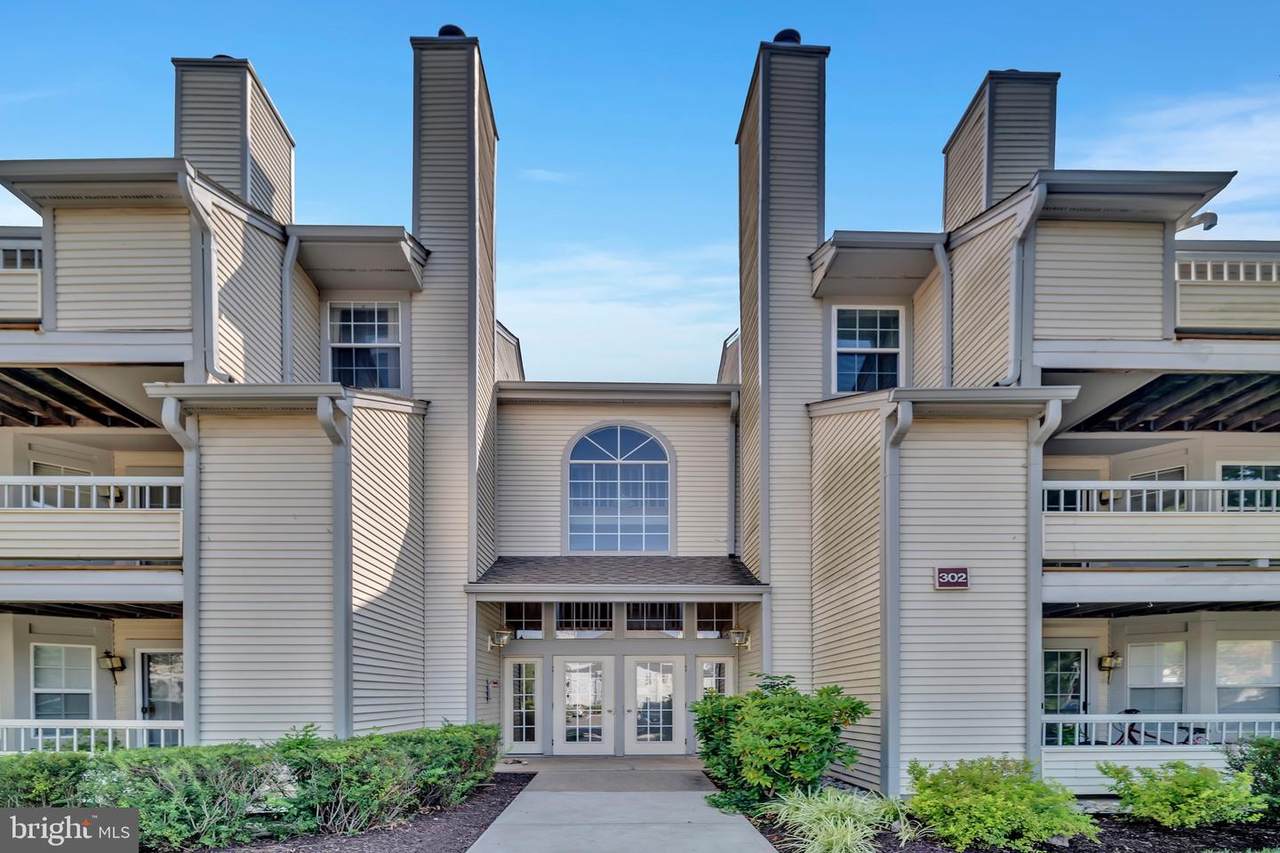 302 Trinity Court - Photo 1