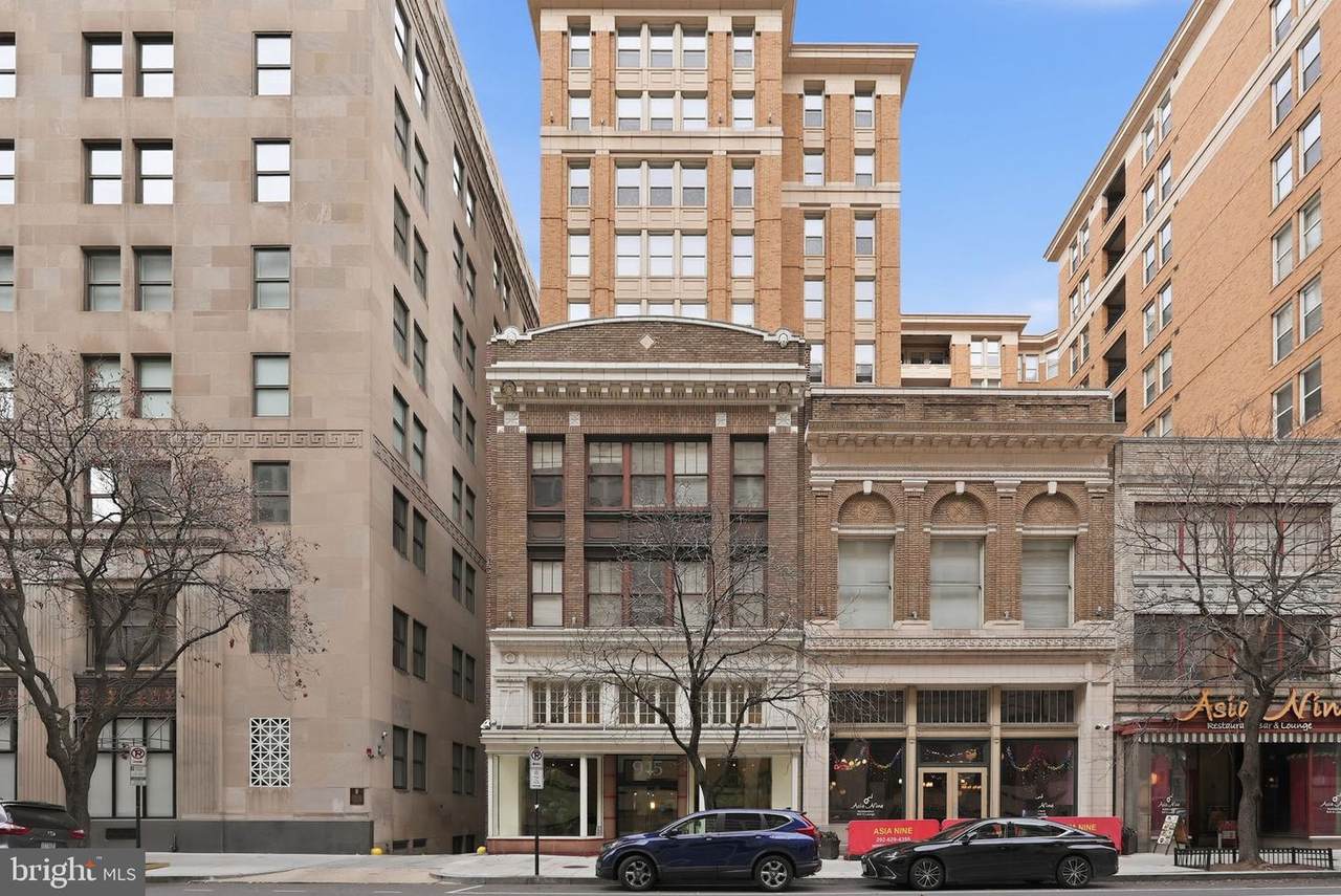 915 E Street - Photo 1