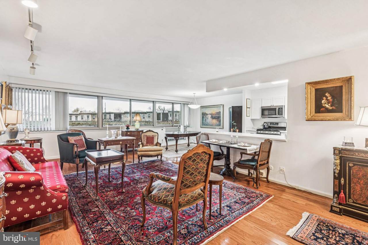 2401 Pennsylvania Avenue - Photo 1