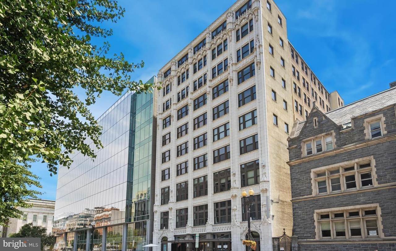 916 G Street - Photo 1