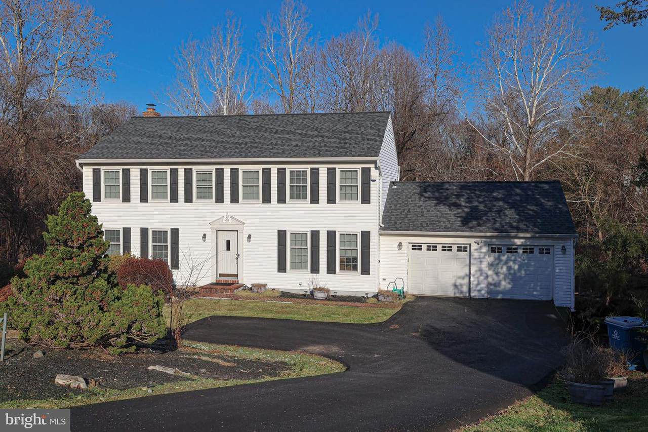 1153 Kettle Pond Lane - Photo 1