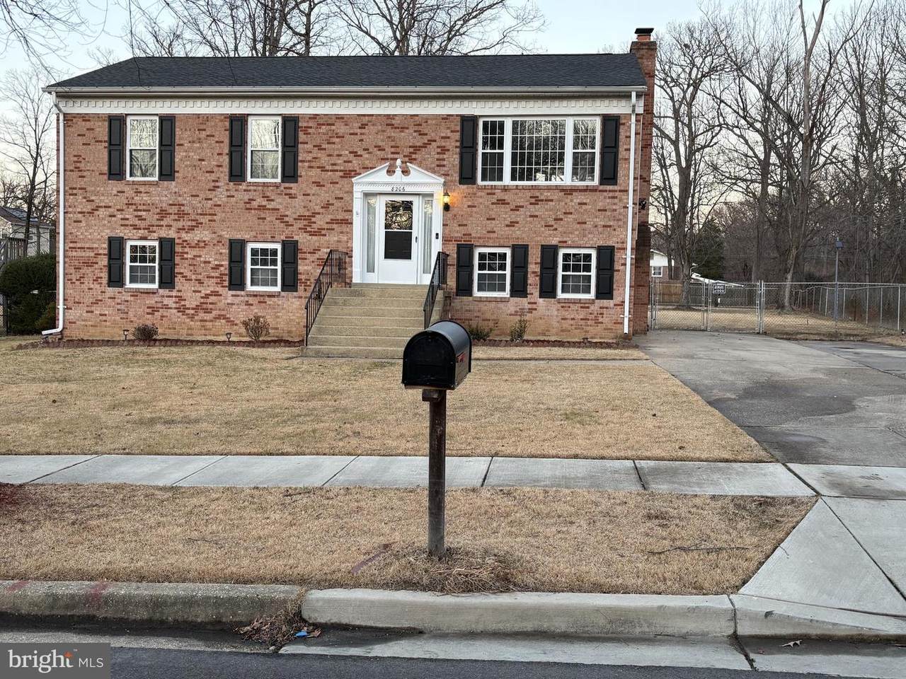 8206 Comet Drive - Photo 1