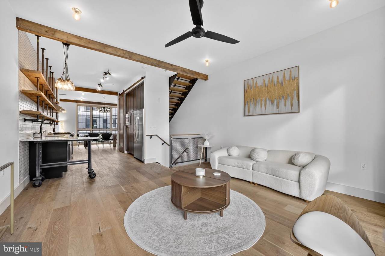 774 Girard Street - Photo 1