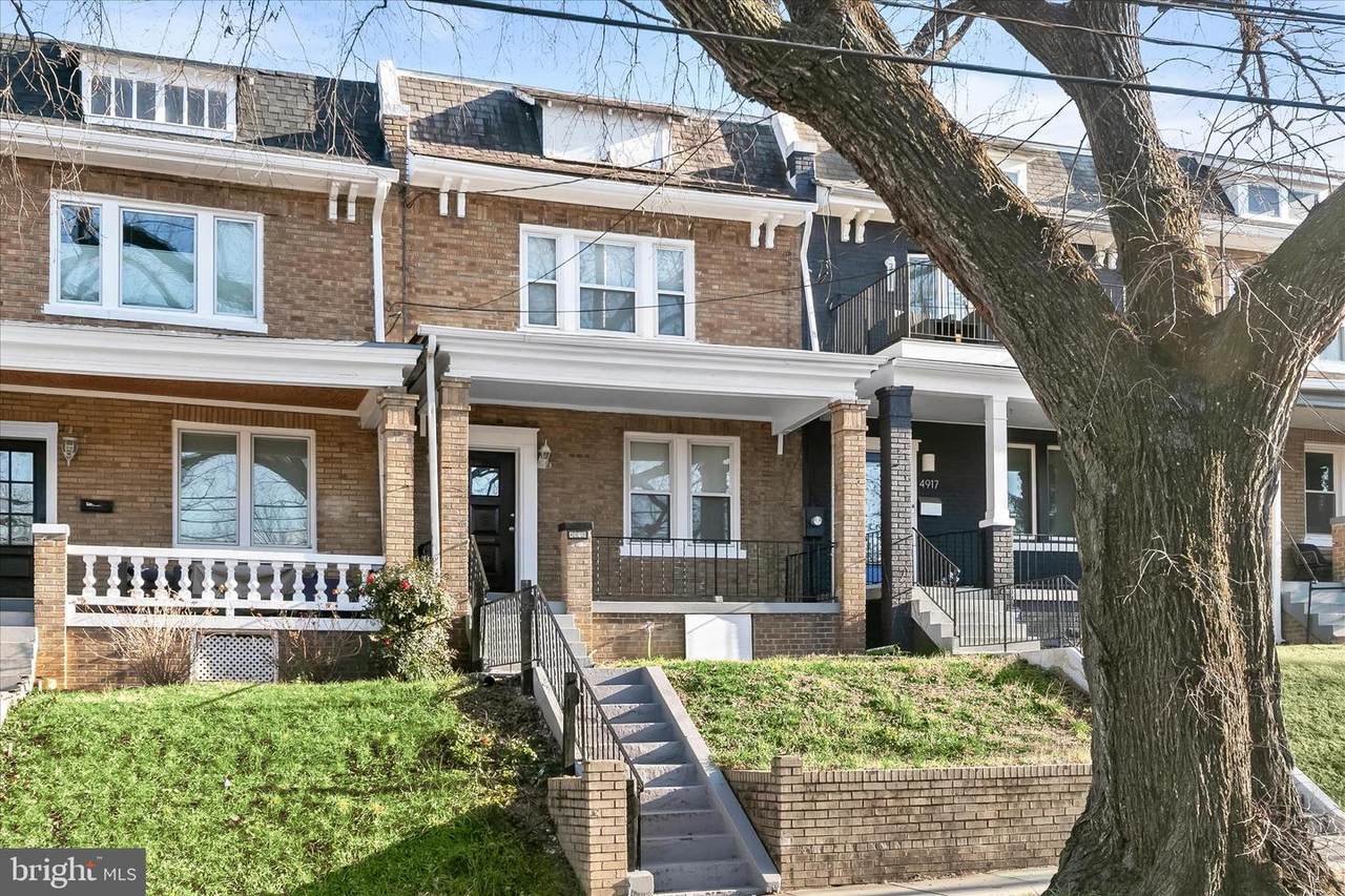 4919 Kansas Avenue - Photo 1